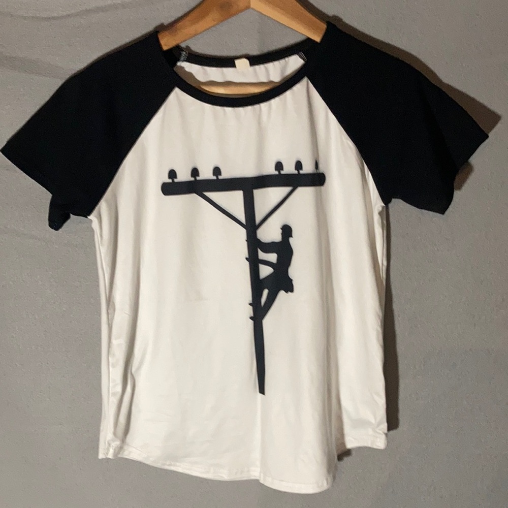 White w/ black short sleeves Sz 14-16